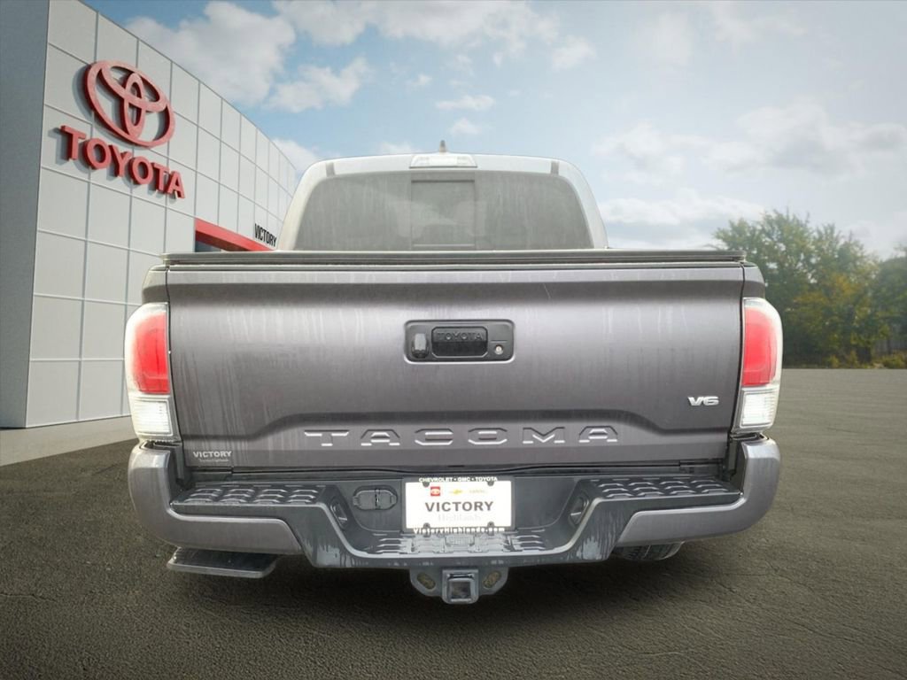 Used 2023 Toyota Tacoma TRD Sport image 4