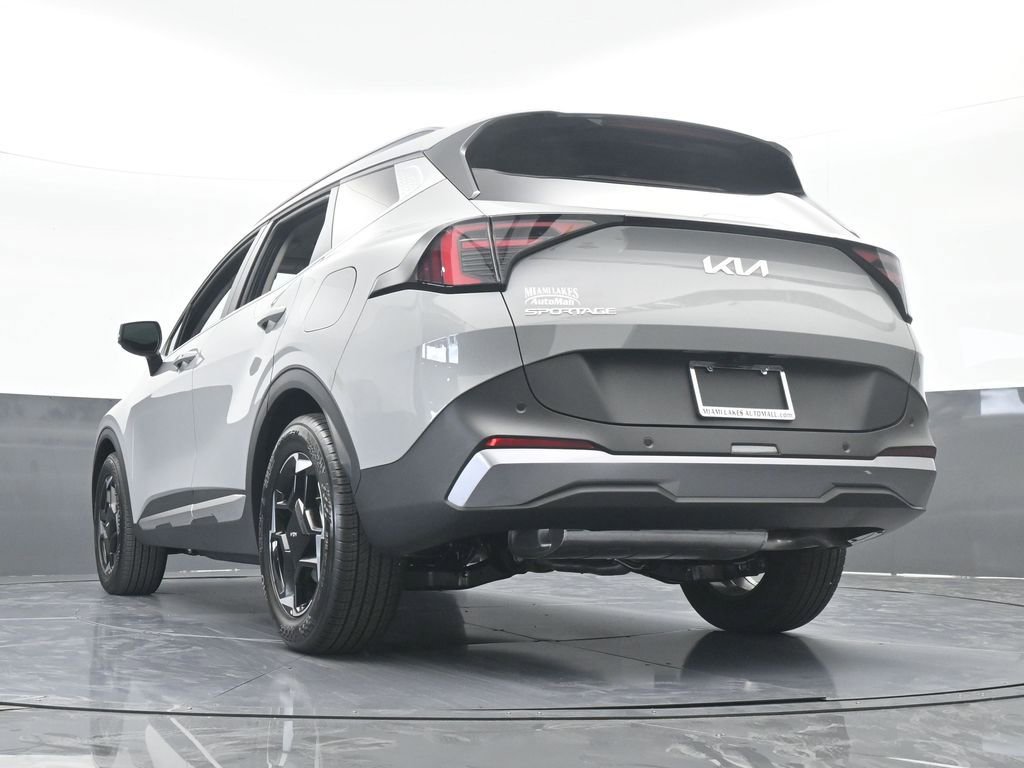 Used 2026 Kia Sportage EX w/ EX Panorama Roof Package FWD image 60
