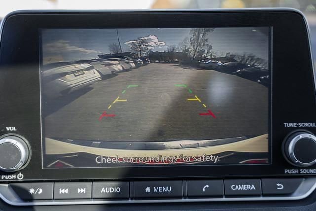 Certified 2022 Nissan Rogue SV w/ SV Premium Package image 37