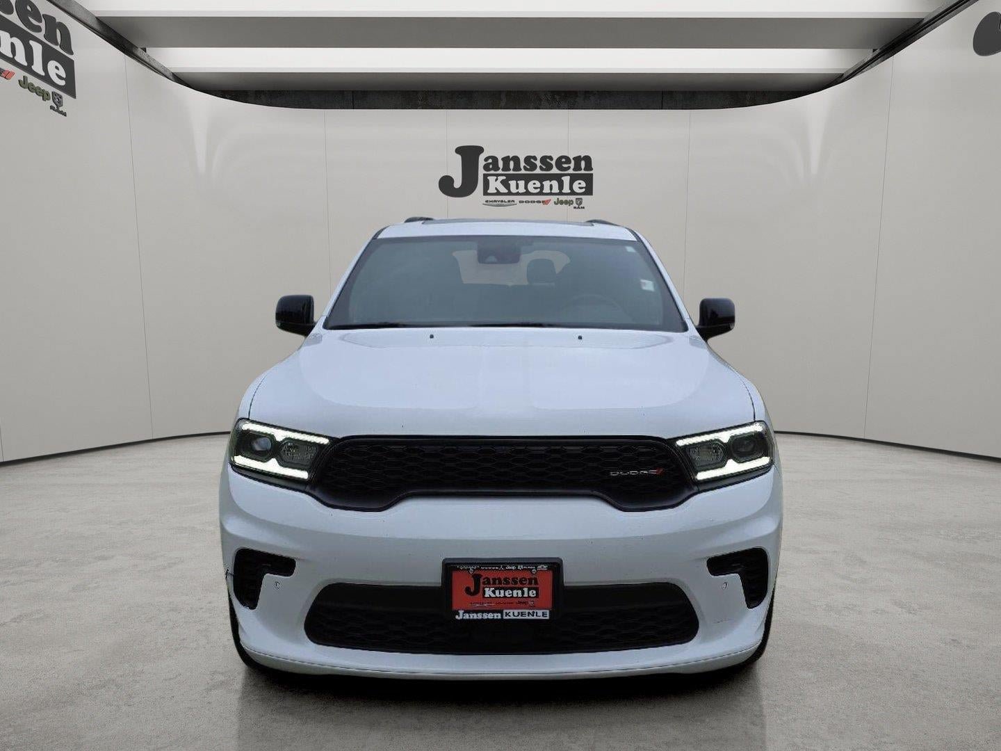 Used 2025 Dodge Durango GT AWD/4WD image 4