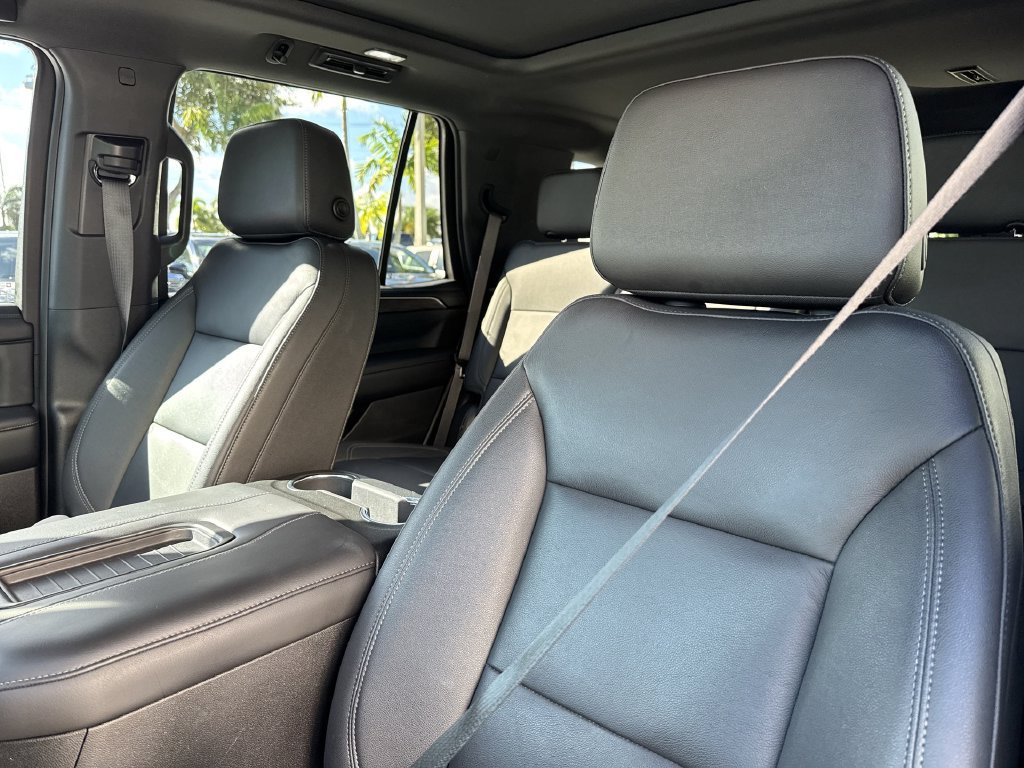 Used 2023 Chevrolet Tahoe Z71 w/ Luxury Package AWD/4WD image 41