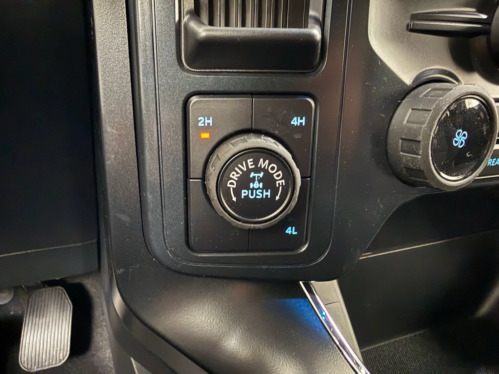 New 2026 Ford F150 STX w/ Equipment Group 200A AWD/4WD image 22