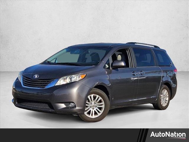 Used 2014 Toyota Sienna XLE