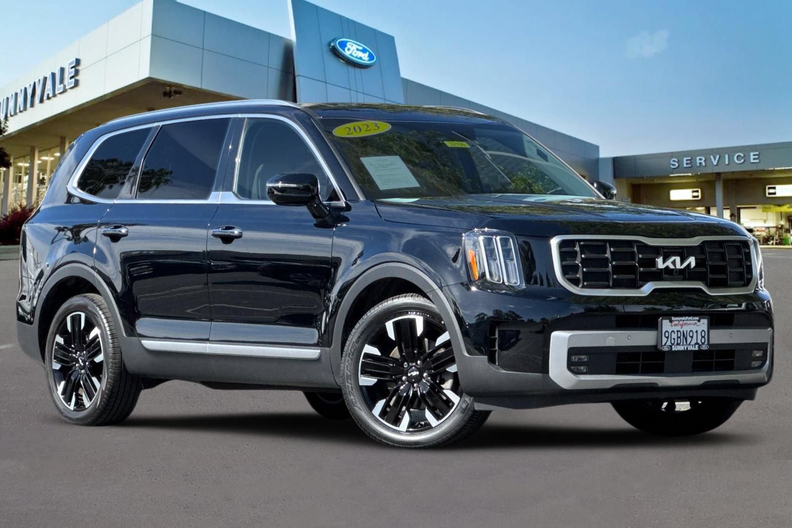 Used 2023 Kia Telluride SX FWD image 2
