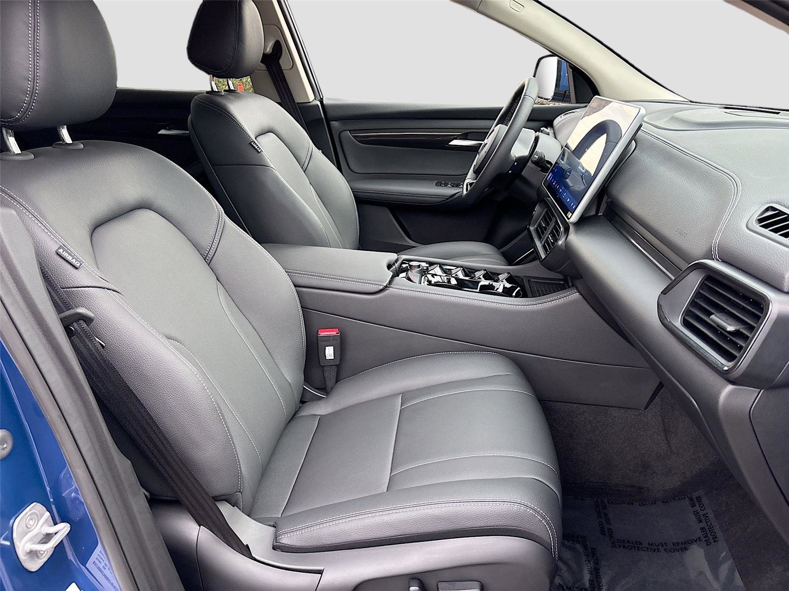 New 2025 VinFast VF 8 Eco AWD/4WD image 27