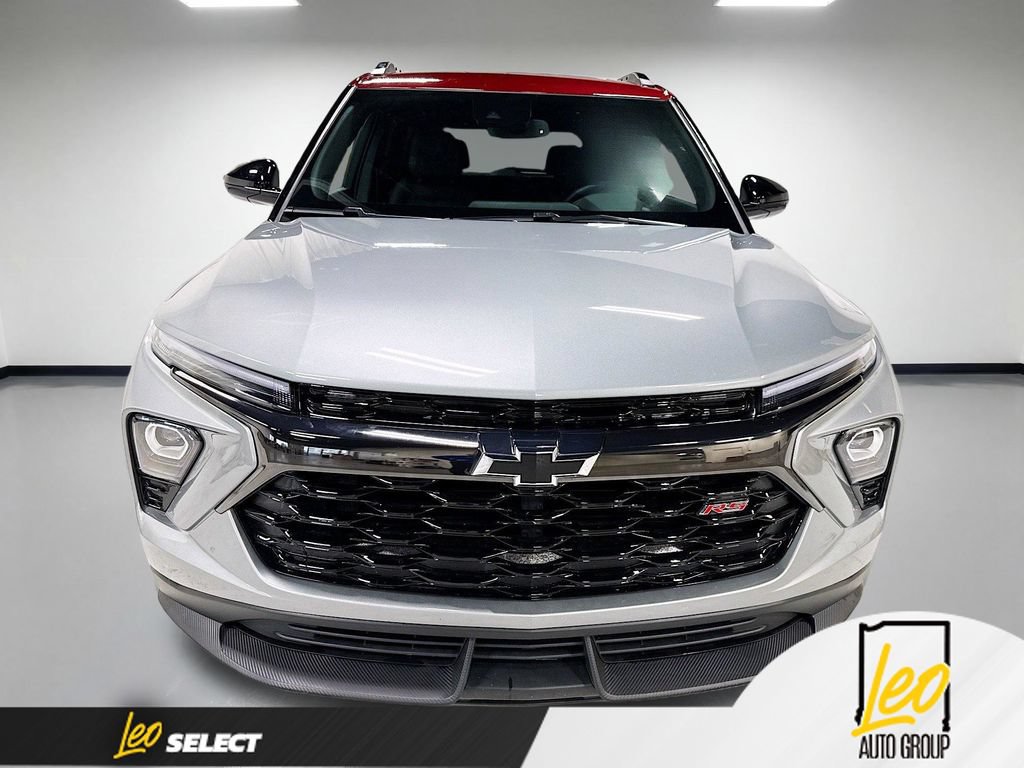 Used 2025 Chevrolet TrailBlazer RS w/ Convenience Package AWD/4WD image 2