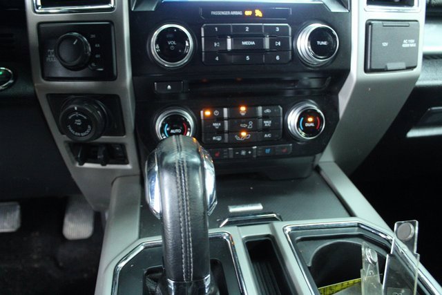 Used 2016 Ford F150 Lariat w/ Equipment Group 501A Mid image 22