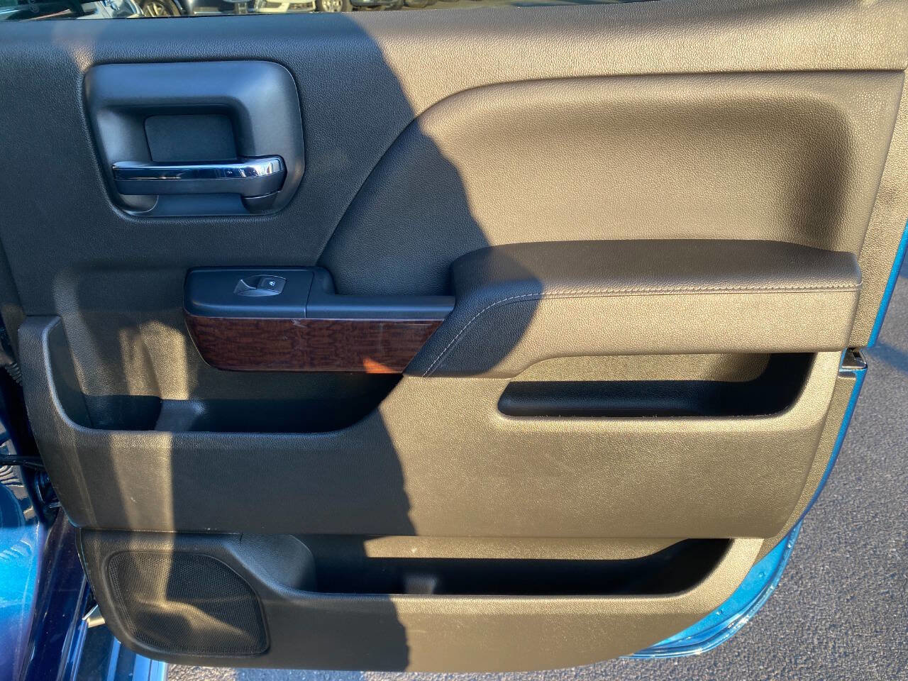 Used 2018 GMC Sierra 1500 SLT image 28