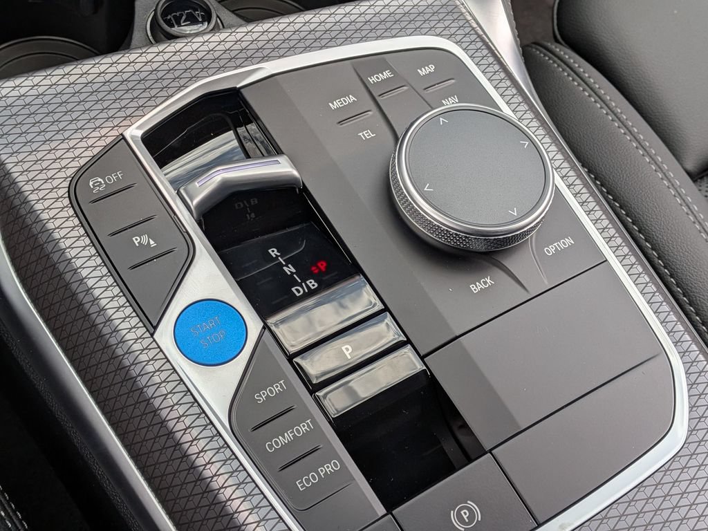 New 2026 BMW i4 eDrive40 w/ M Sport Package RWD image 32