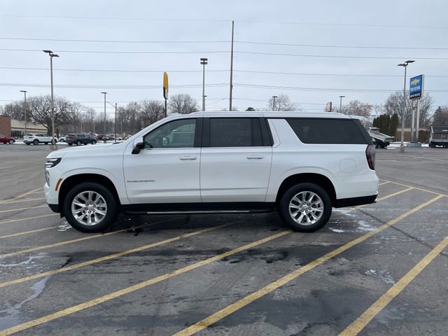 New 2025 Chevrolet Suburban Premier image 2