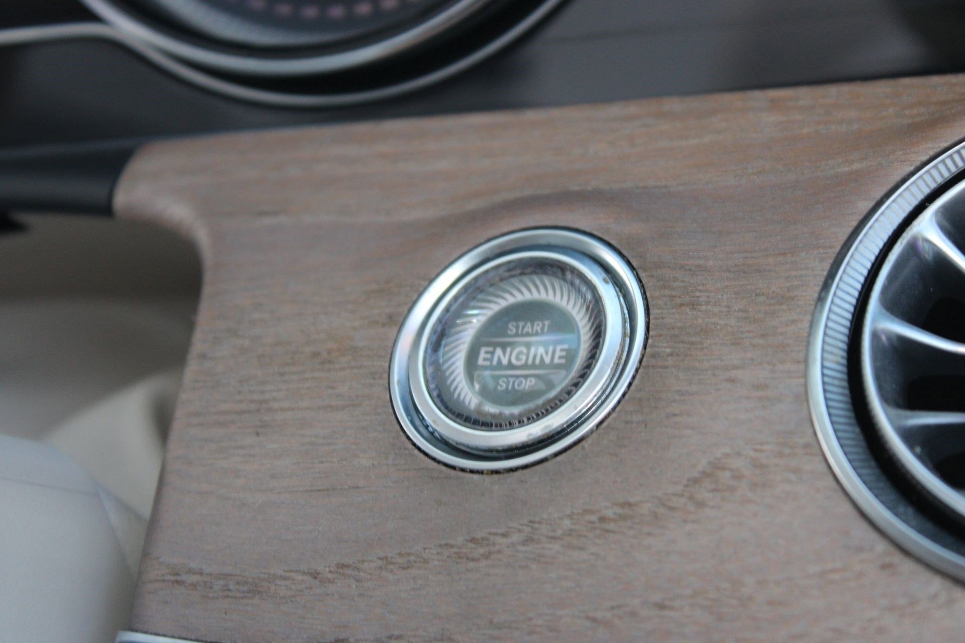 Used 2019 Mercedes-Benz E 450 Cabriolet image 28