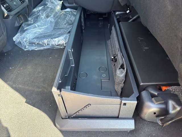 New 2026 Ford F350 Platinum w/ Tremor Off-Road Package image 11