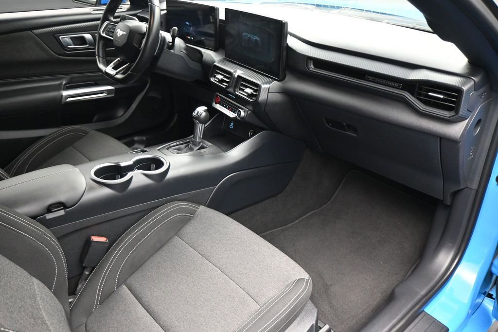Used 2024 Ford Mustang GT RWD image 12