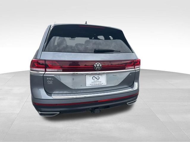 Used 2024 Volkswagen Atlas SEL AWD/4WD image 5