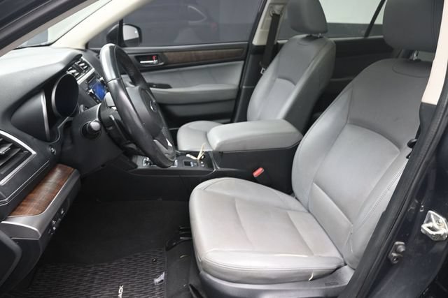 Used 2018 Subaru Outback 3.6R Limited AWD/4WD image 18