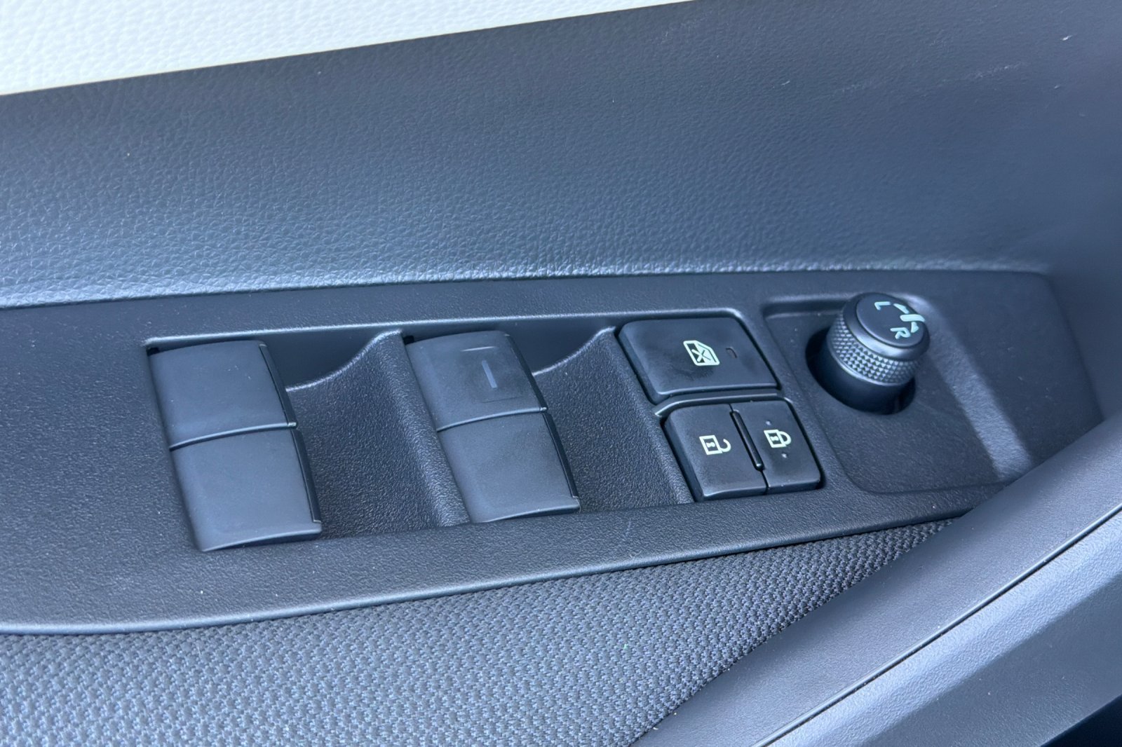 New 2027 Toyota Corolla SE FWD image 12
