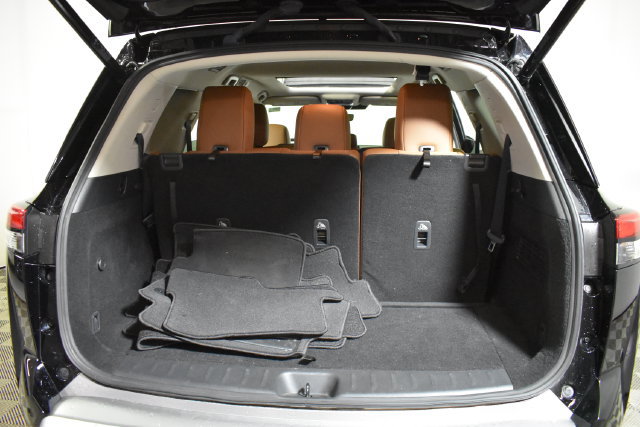 Used 2025 Nissan Pathfinder Platinum AWD/4WD image 34
