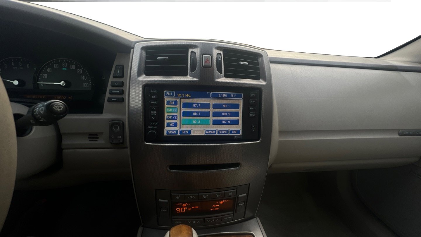 Used 2005 Cadillac XLR RWD image 14