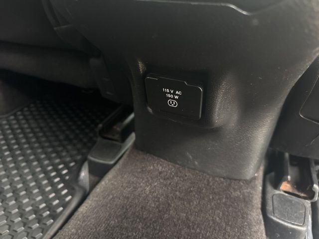 Used 2015 Jeep Cherokee Trailhawk w/ Leather Interior Group image 16