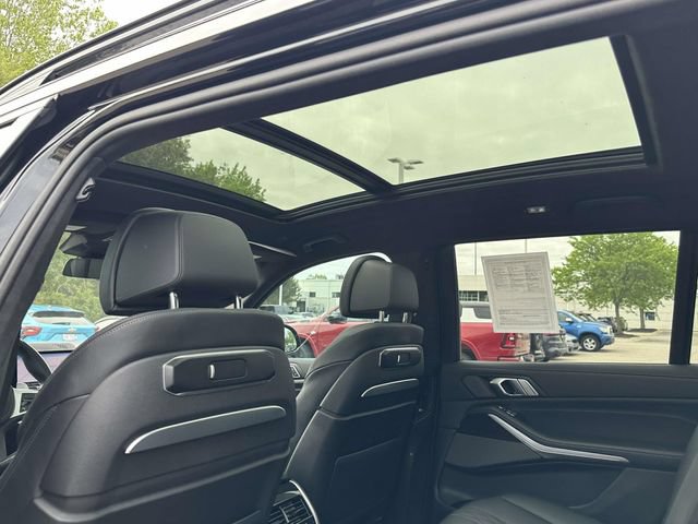 Certified 2025 BMW X7 M60i w/ Climate Comfort Package AWD/4WD image 22
