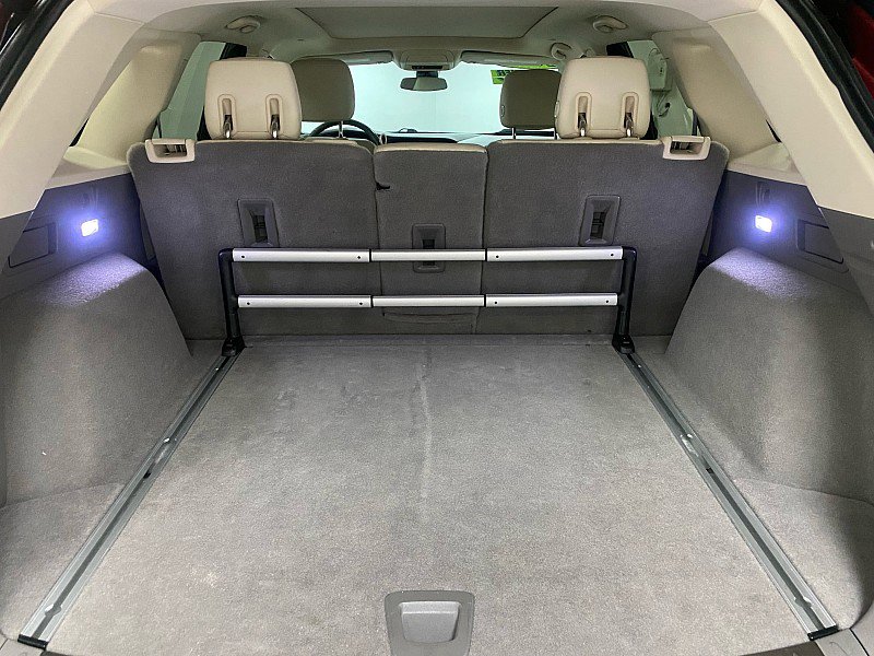 Used 2019 Cadillac XT5 Luxury w/ LPO, Radiant Package image 12
