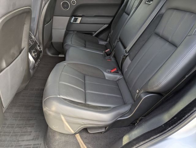 Used 2021 Land Rover Range Rover Sport HST image 15