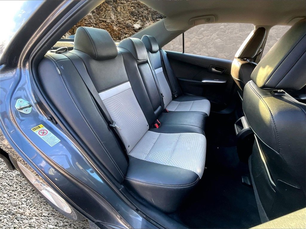 Used 2014 Toyota Camry SE image 21