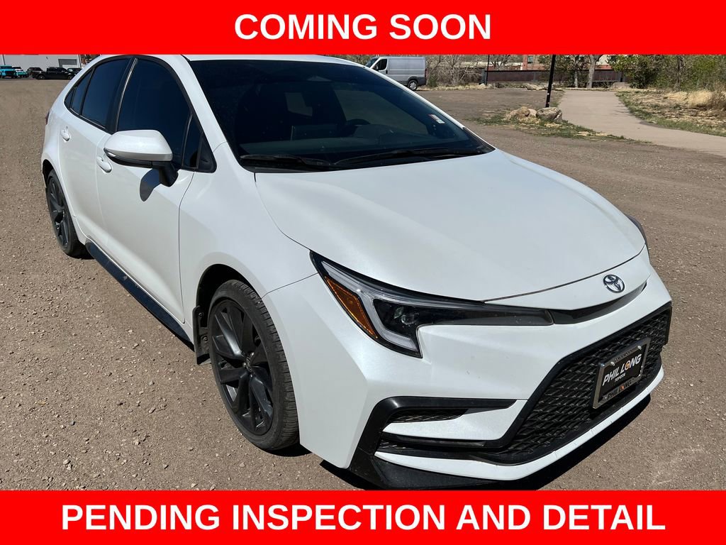 Used 2024 Toyota Corolla SE w/ SE Premium Package image 3