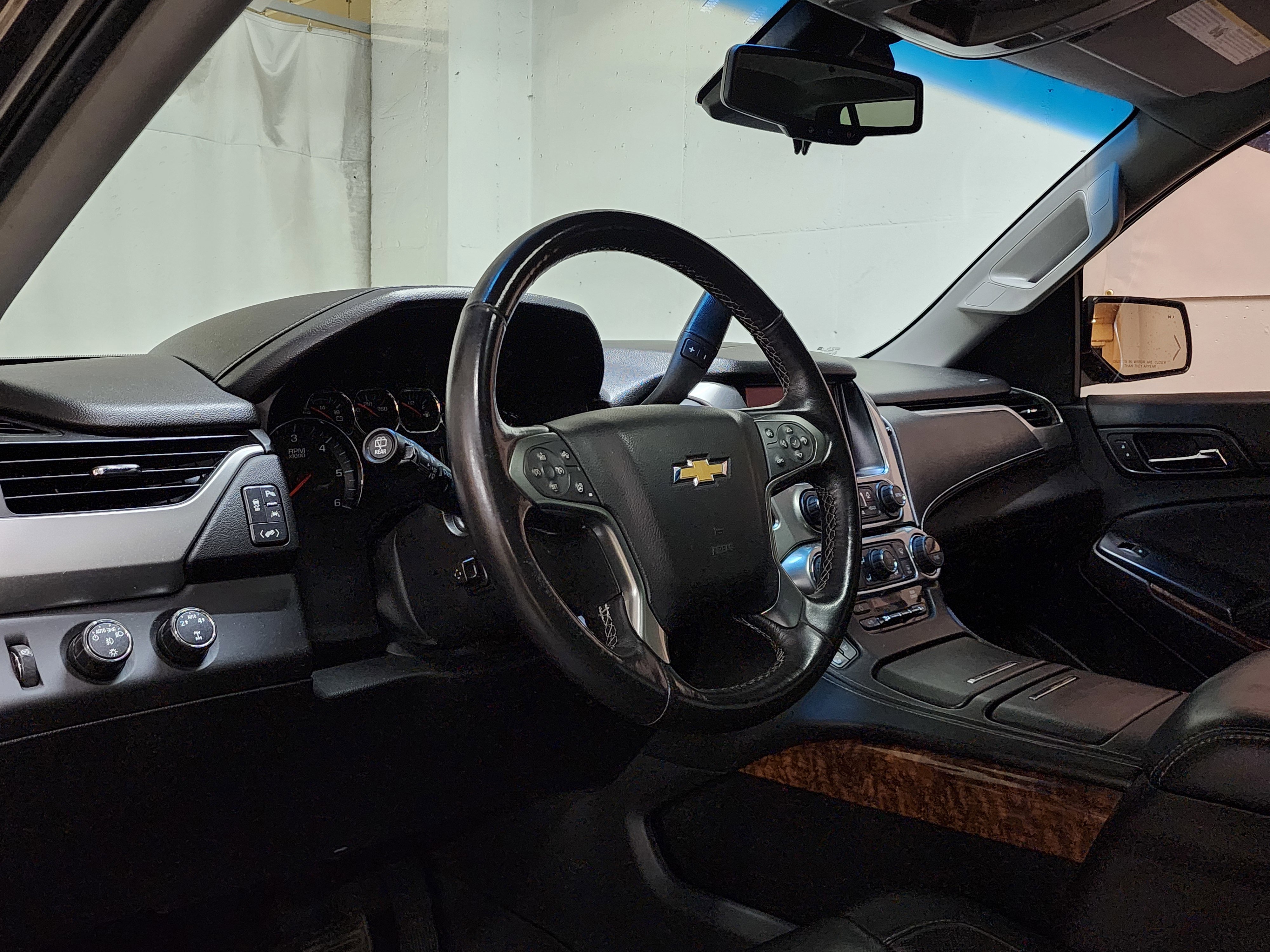 Used 2016 Chevrolet Tahoe LTZ AWD/4WD image 12