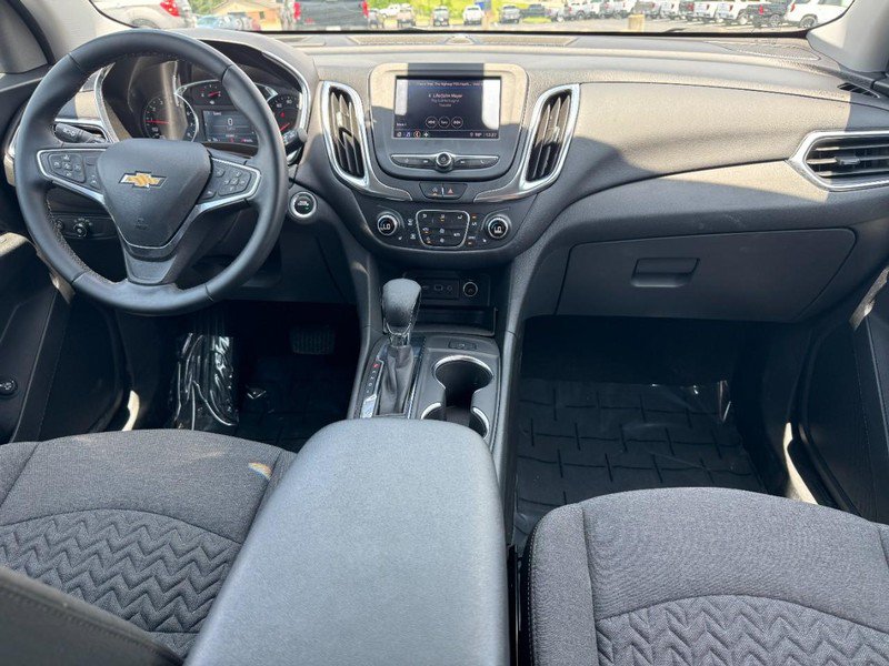 Used 2024 Chevrolet Equinox LT w/ LPO, Floor Liner Package FWD image 11