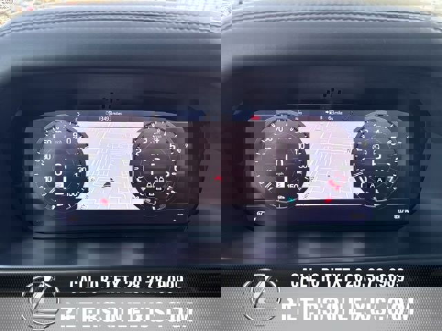 Used 2020 Land Rover Defender 110 SE image 28