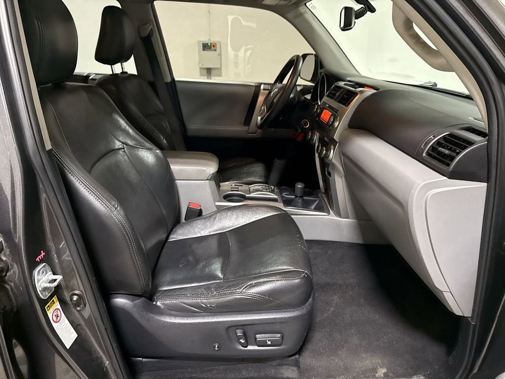 Used 2010 Toyota 4Runner SR5 image 22