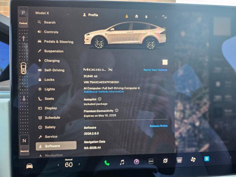 Used 2023 Tesla Model X image 3