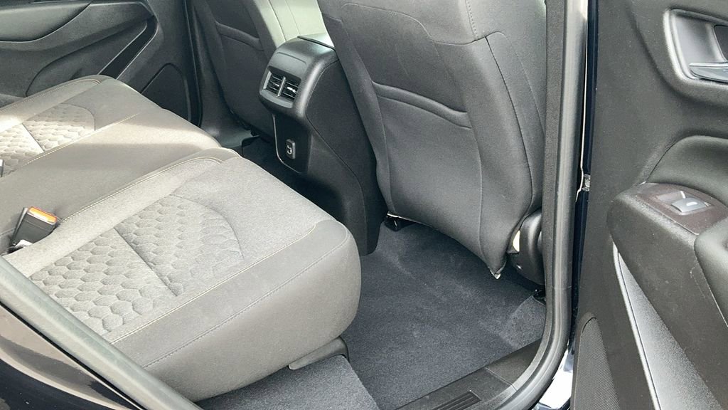 Used 2021 Chevrolet Equinox LT image 17