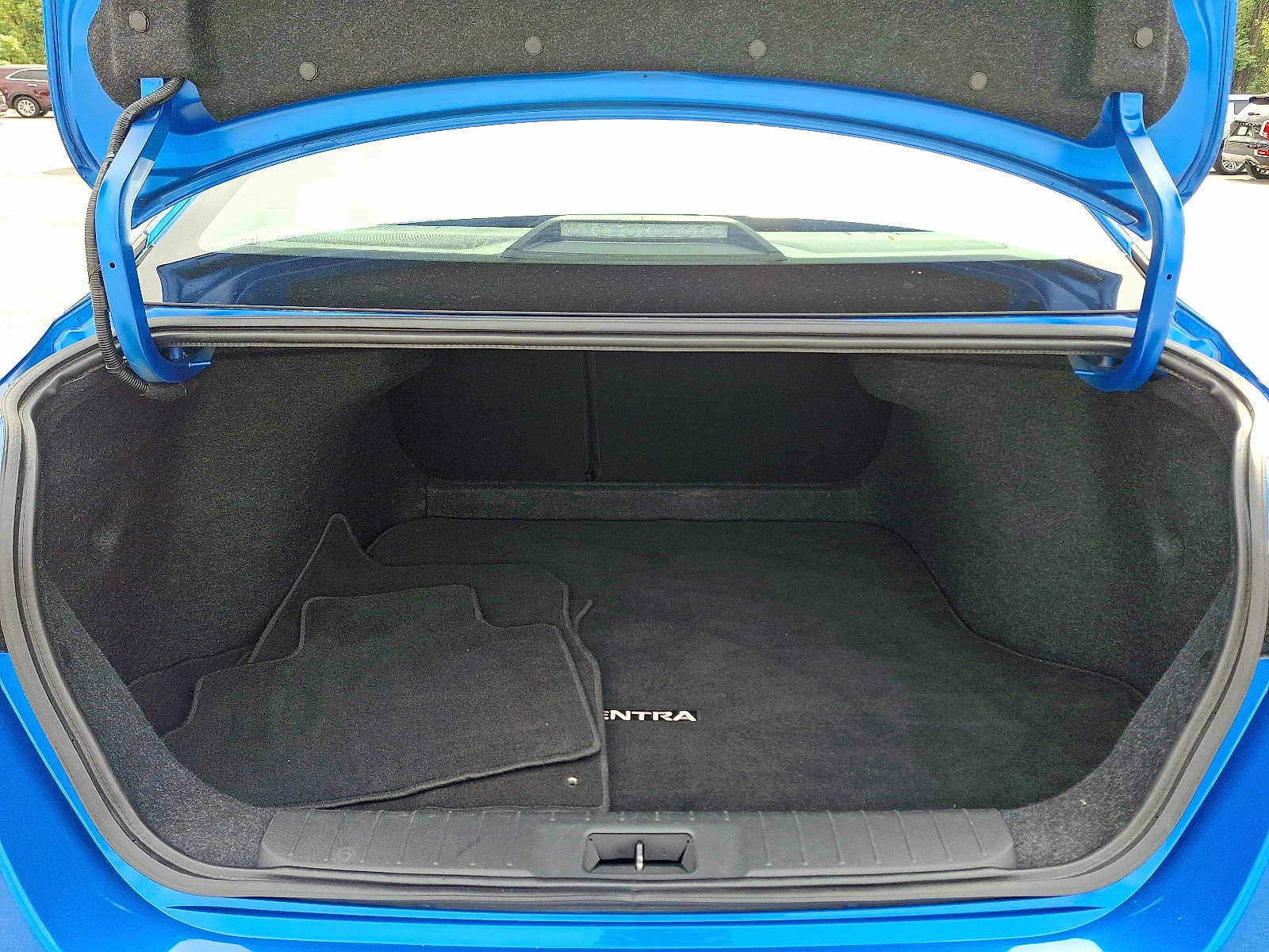 Used 2022 Nissan Sentra SV image 29