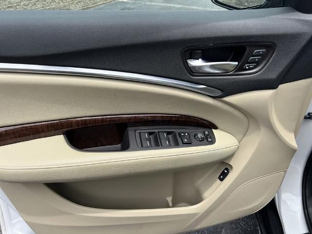 Used 2018 Acura MDX w/ Tech & Entertainment Packag FWD image 11