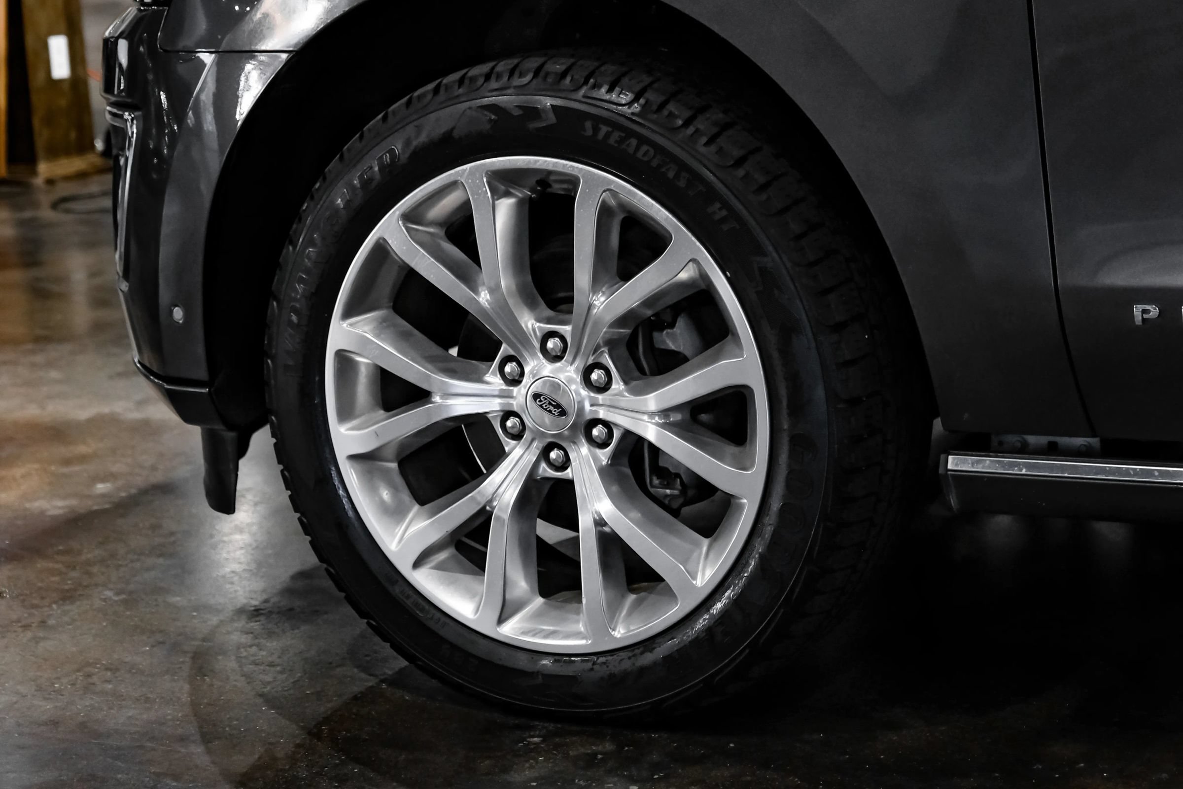 Used 2019 Ford Expedition Max Platinum AWD/4WD image 65