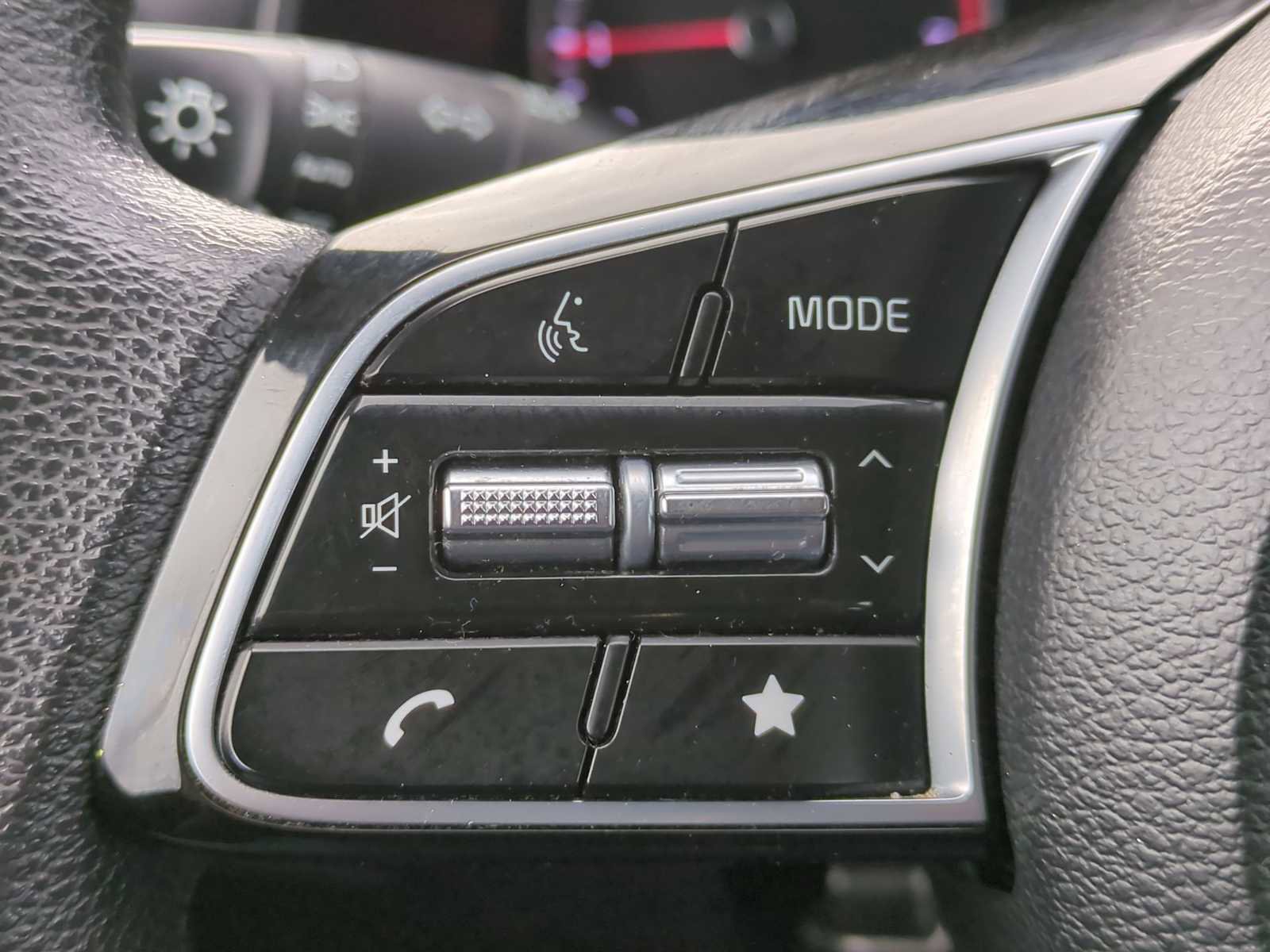 Used 2023 Kia Forte LX image 15