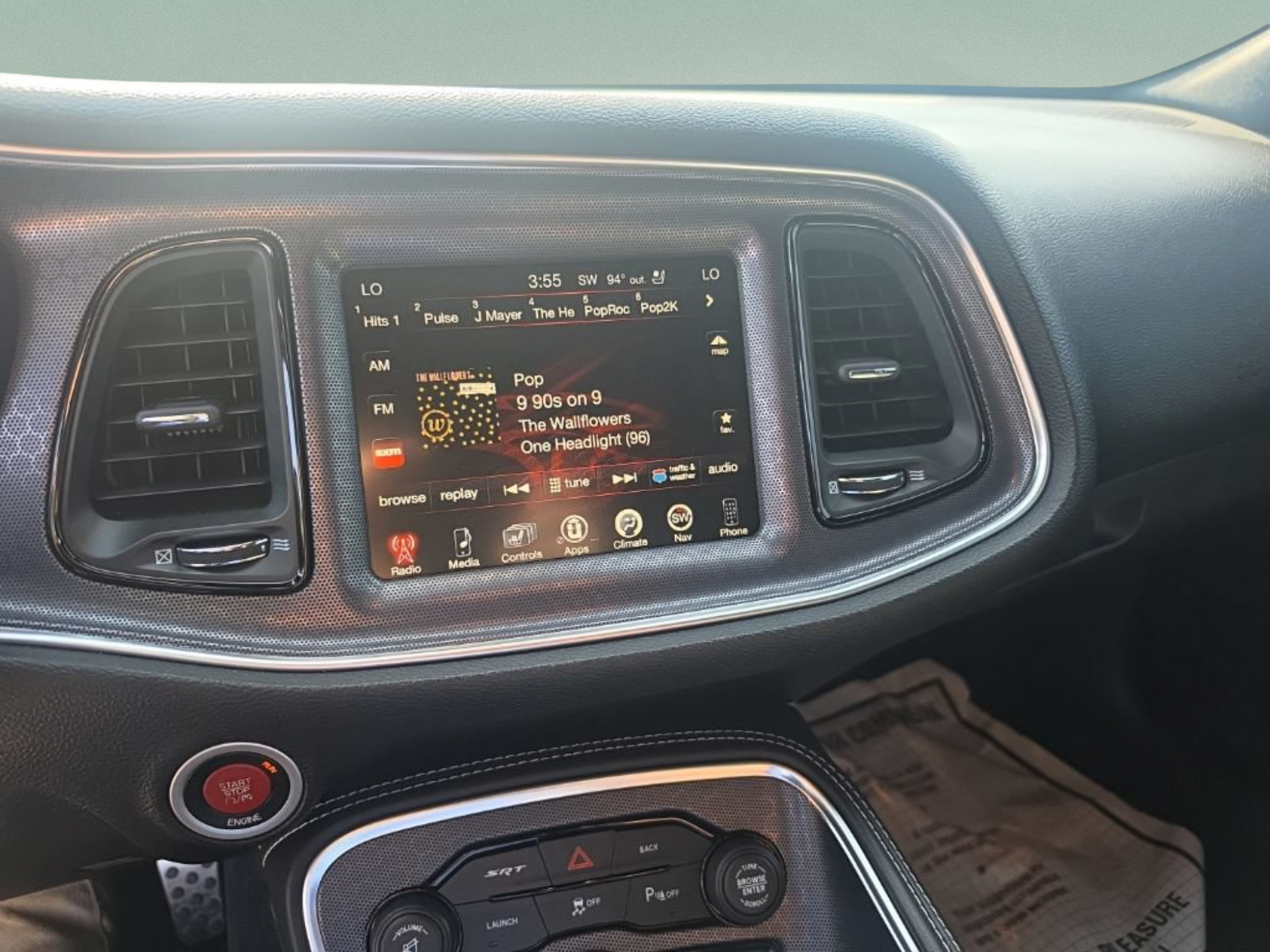 Used 2016 Dodge Challenger SRT w/ Technology Group RWD image 17