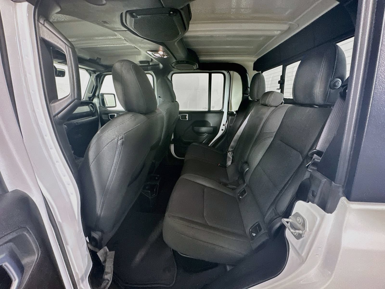 Used 2022 Jeep Gladiator Sport AWD/4WD image 24