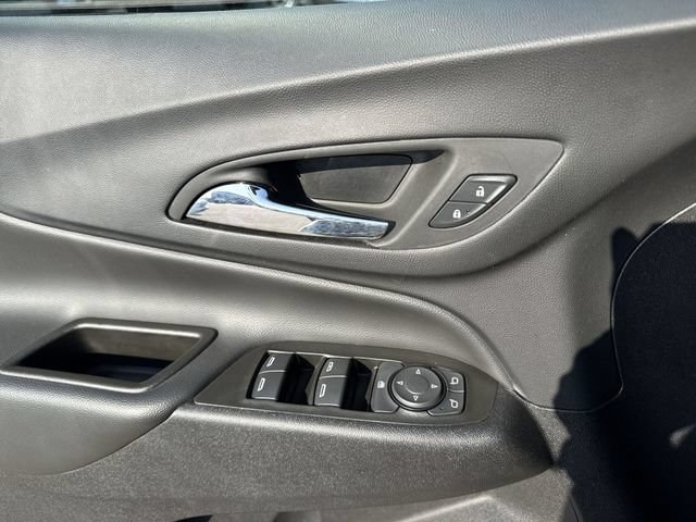 Used 2023 Chevrolet Equinox LT w/ LPO, Floor Liner Package FWD image 22
