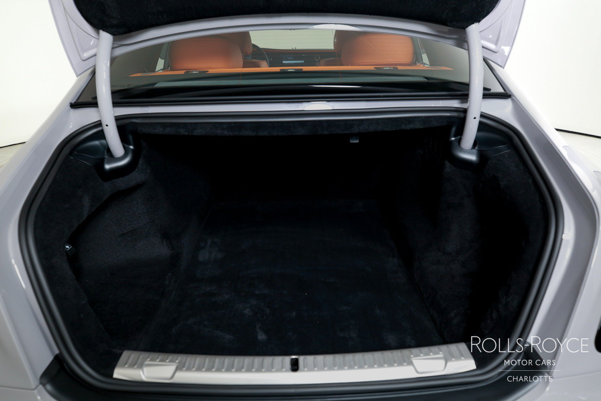New 2027 Rolls-Royce Ghost AWD/4WD image 22