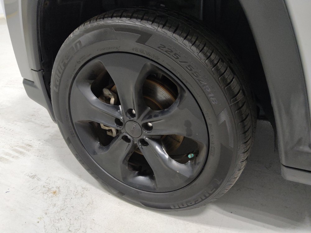 Used 2021 Jeep Compass Latitude AWD/4WD image 31