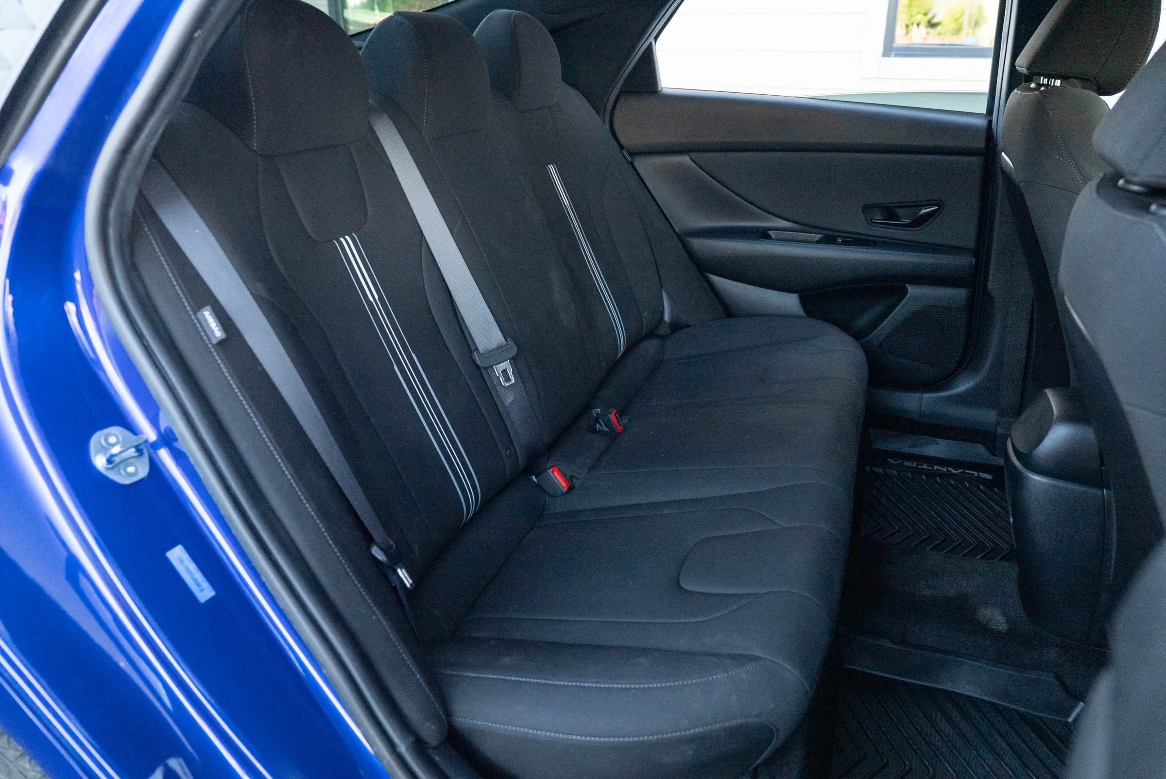 Used 2025 Hyundai Elantra Sport w/ Cargo Package FWD image 19