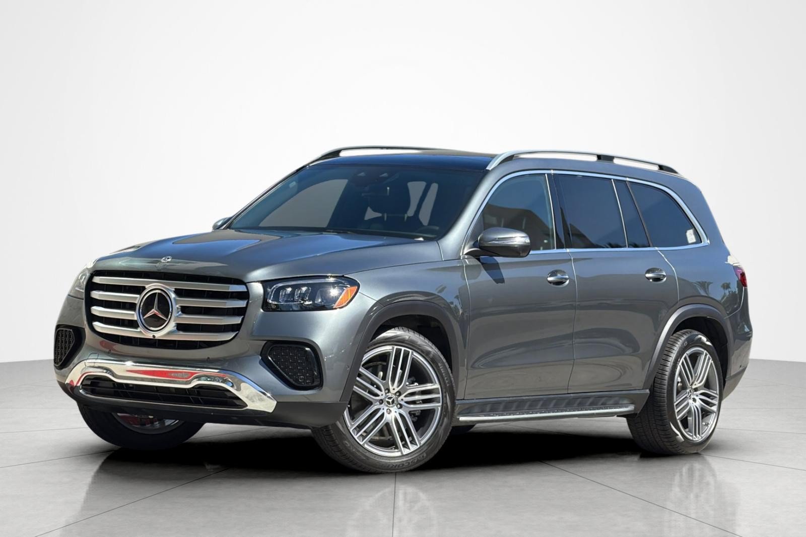 New 2026 Mercedes-Benz GLS 450 4MATIC image 1