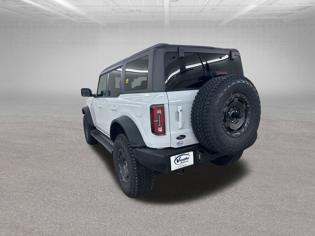 New 2025 Ford Bronco Outer Banks w/ Sasquatch Package AWD/4WD image 8