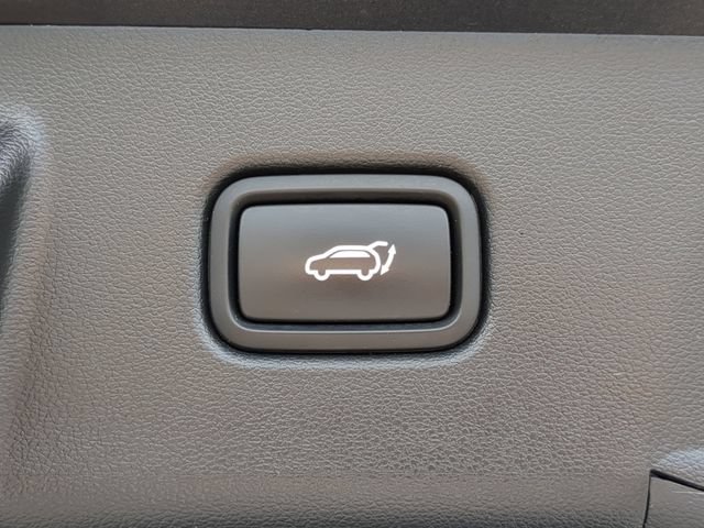 Used 2024 Hyundai Tucson Limited FWD image 13