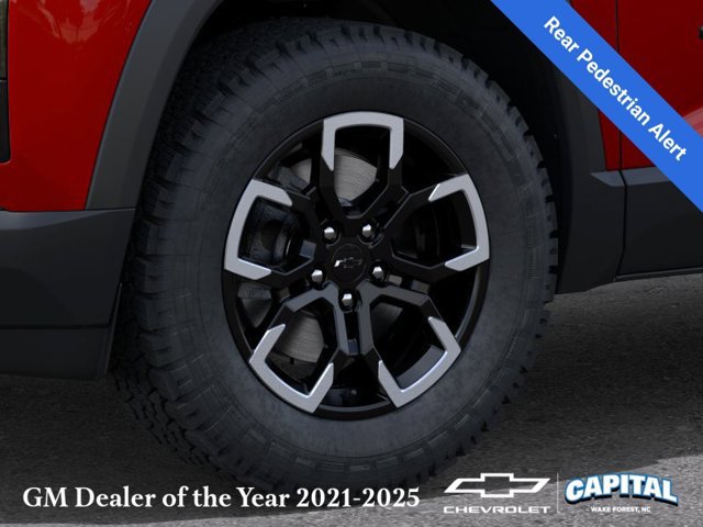 New 2027 Chevrolet Equinox ACTIV w/ Safety and Technology Package FWD image 9