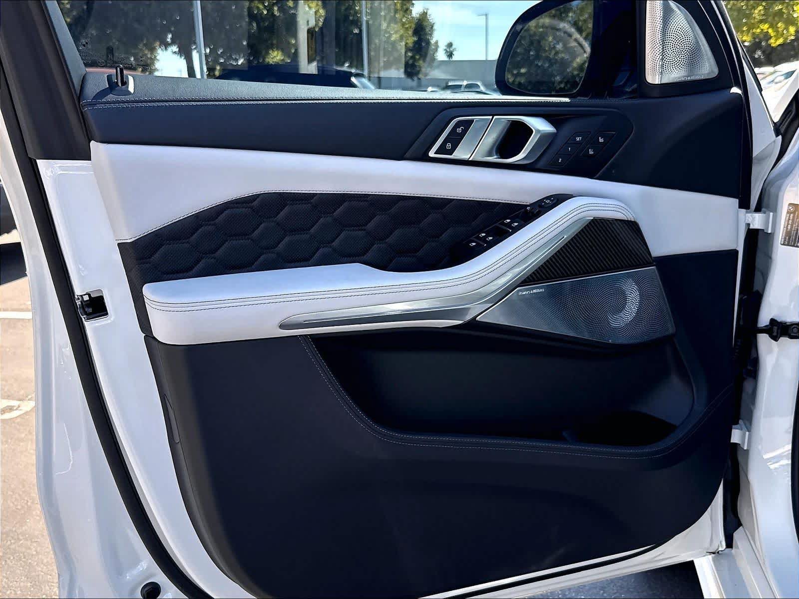 Used 2026 BMW X5 M Competition w/ Executive Package AWD/4WD image 22