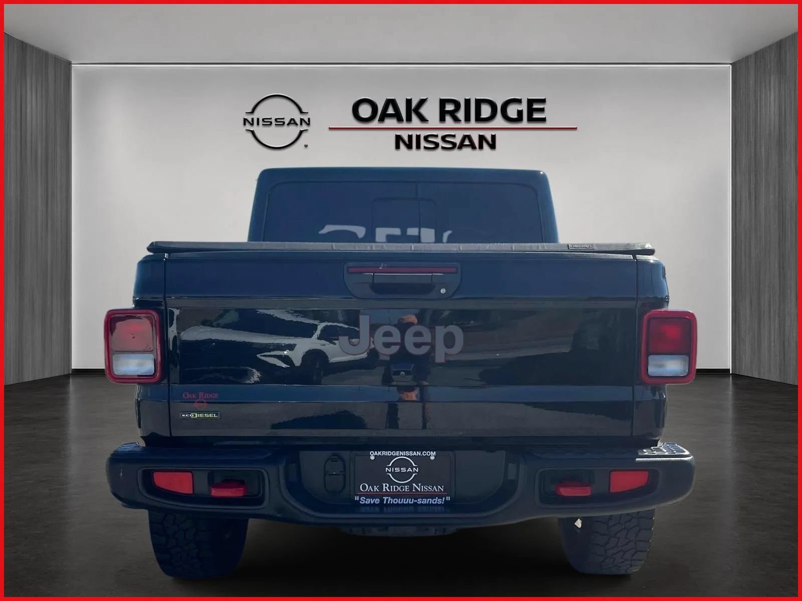Used 2023 Jeep Gladiator Rubicon AWD/4WD image 4